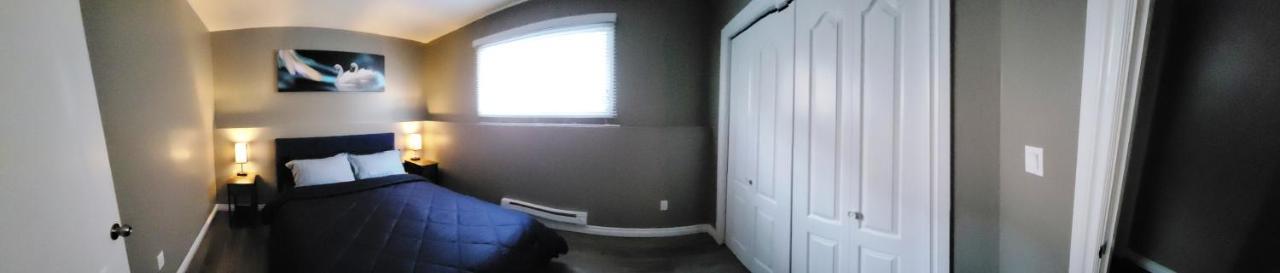 Blue Wave 2 Bedroom Suite Саскатун Екстериор снимка